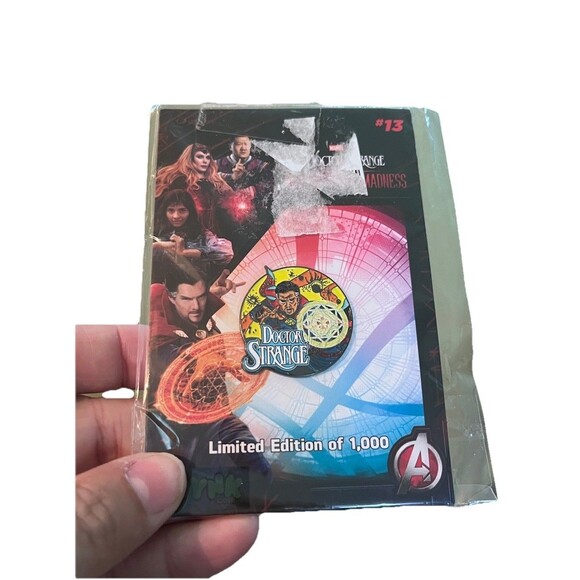 Marvel Studios Doctor Strange Multiverse Madness Limited Pin New NOS MIP 2022 - Picture 1 of 3